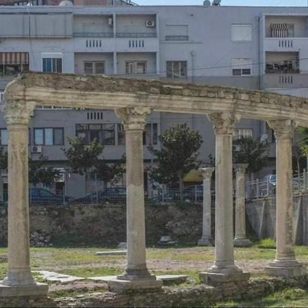 Mediterranean Sea Apartment City Center Durres Bagian luar foto