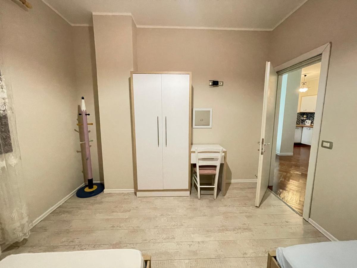 Mediterranean Sea Apartment City Center Durres Bagian luar foto