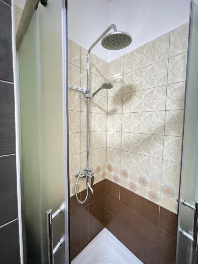 Mediterranean Sea Apartment City Center Durres Bagian luar foto