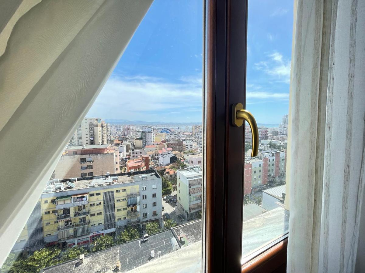 Mediterranean Sea Apartment City Center Durres Bagian luar foto