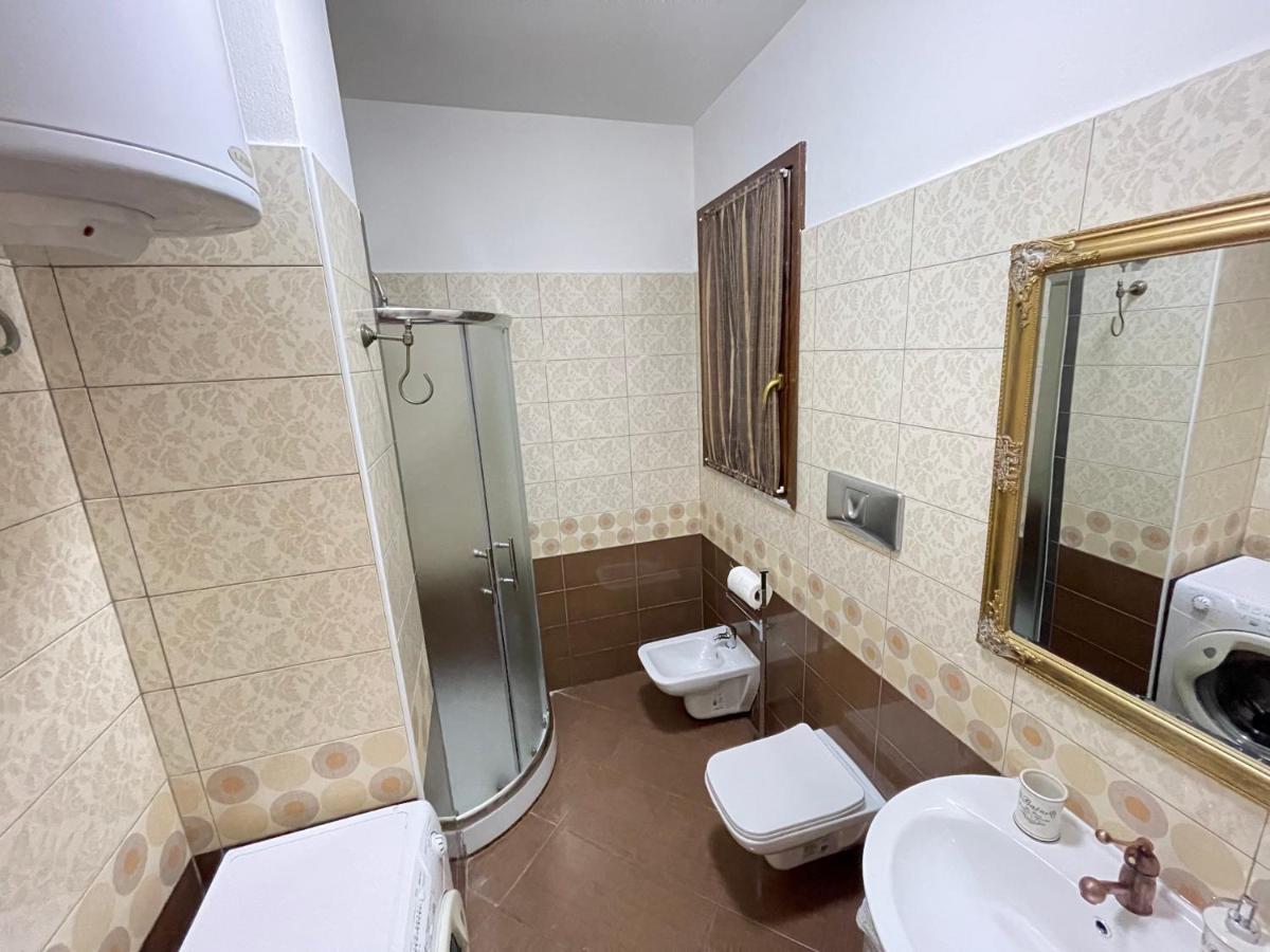 Mediterranean Sea Apartment City Center Durres Bagian luar foto