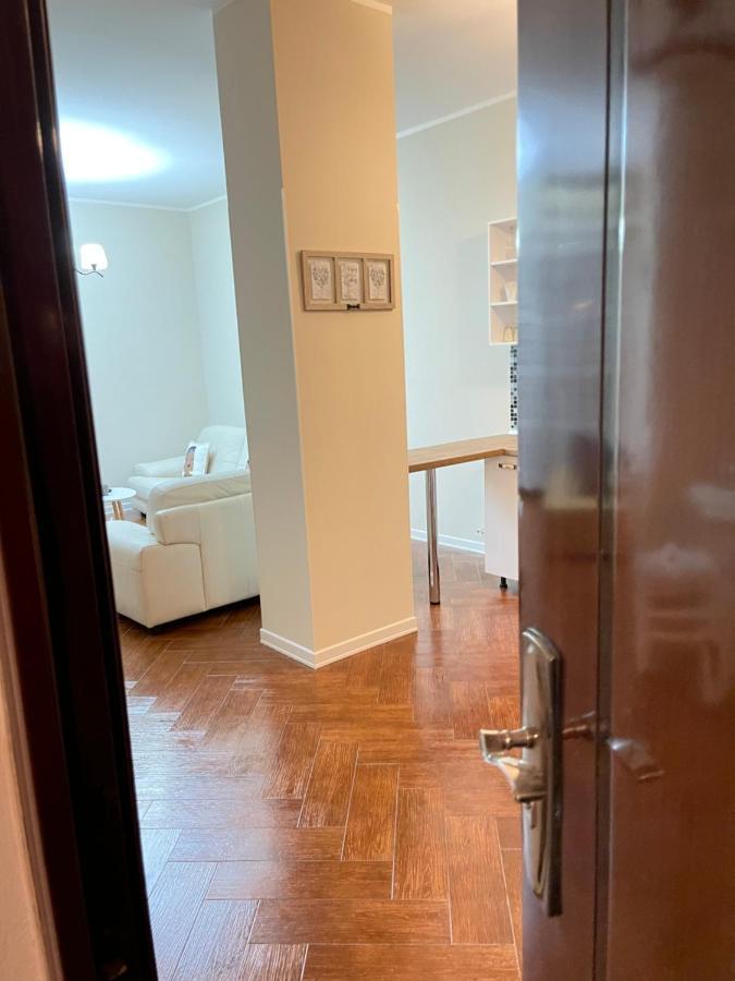 Mediterranean Sea Apartment City Center Durres Bagian luar foto