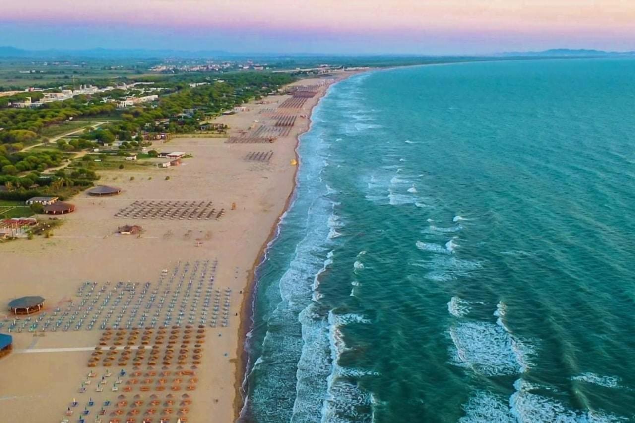 Mediterranean Sea Apartment City Center Durres Bagian luar foto