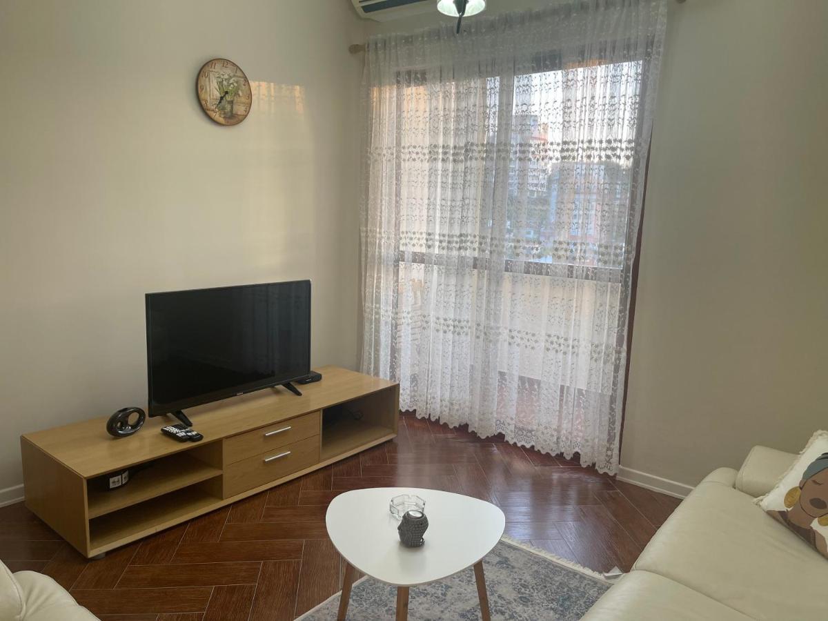 Mediterranean Sea Apartment City Center Durres Bagian luar foto